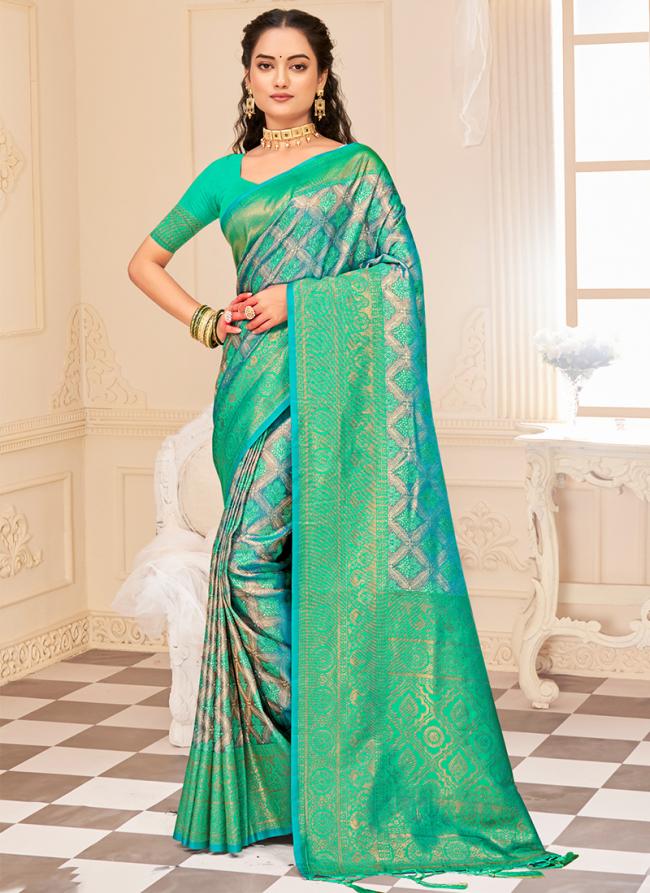 Kanjivaram Silk Blue Wedding Wear Weaving Saree